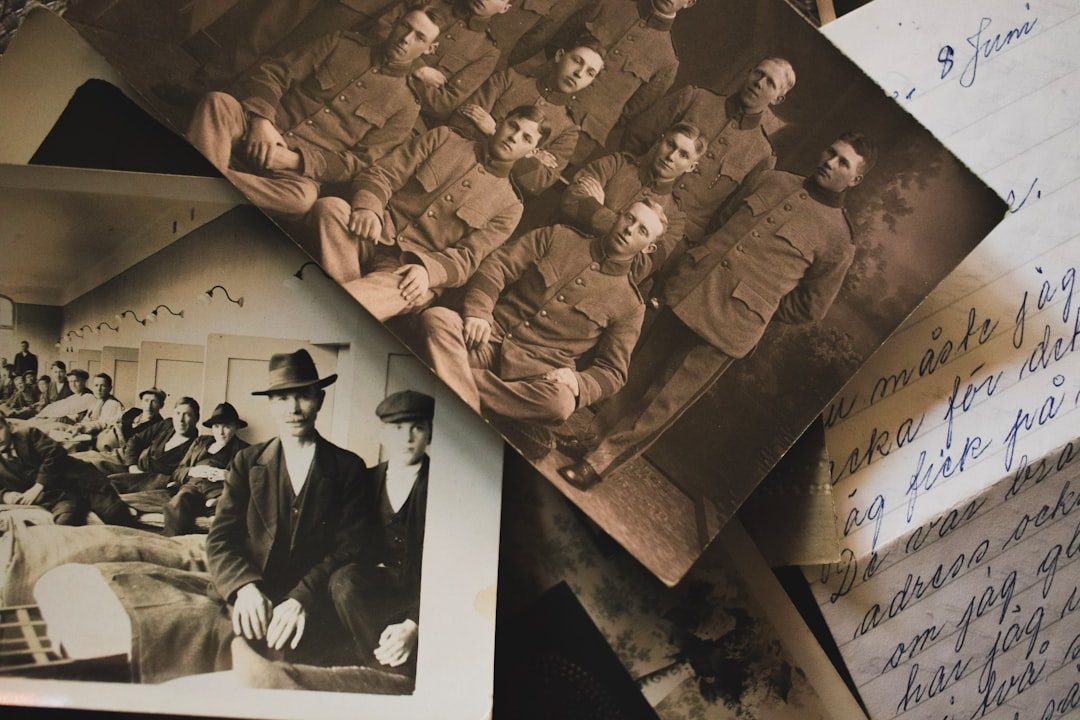 Ancestor discovery with genealogy experts