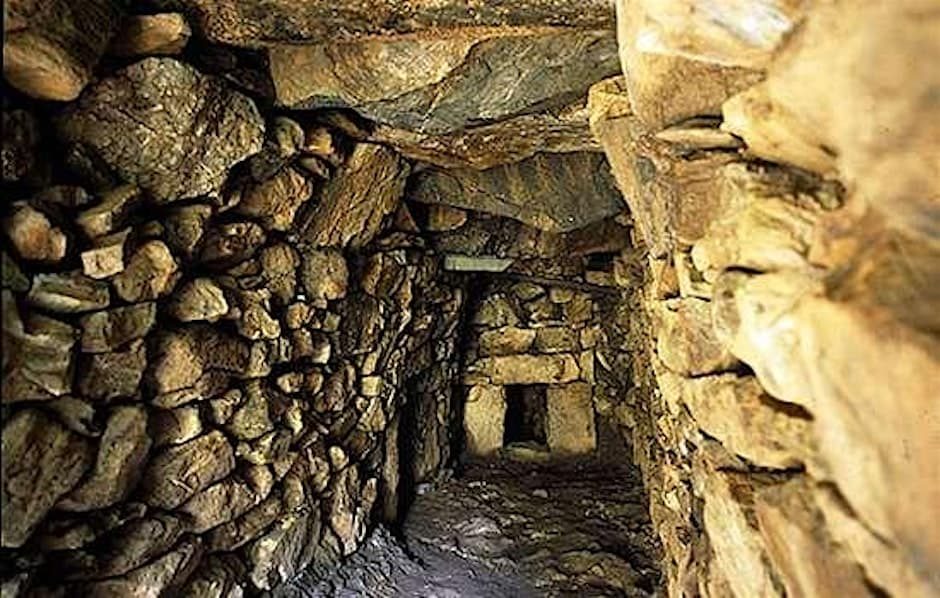 Introduction to Halliggye Fogou, St Mawgan